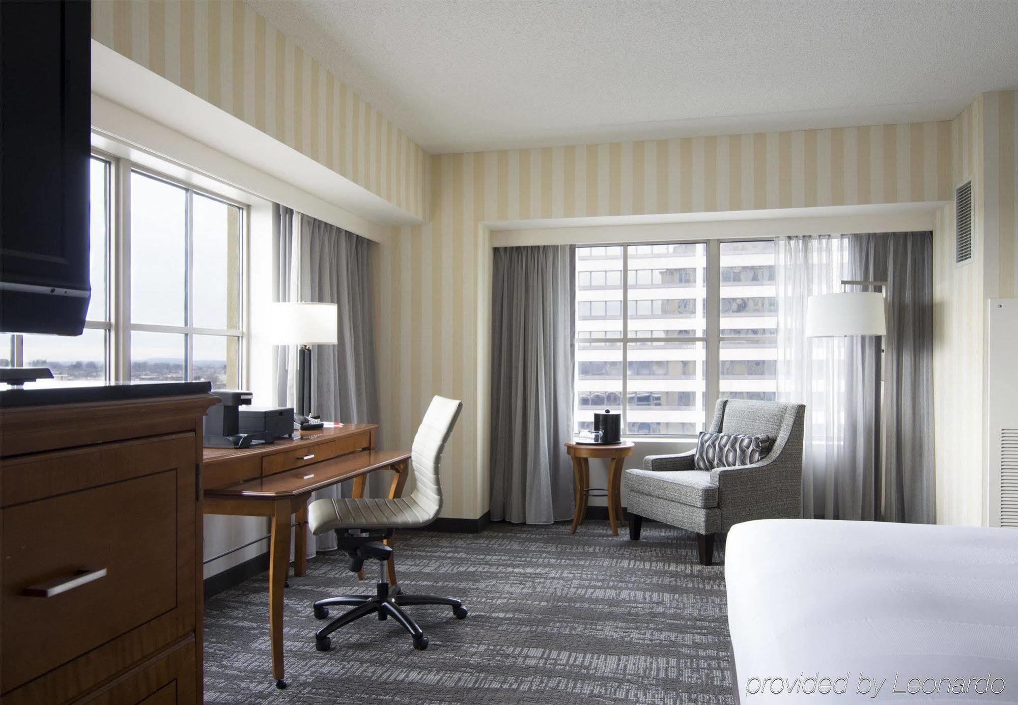Hartford Marriott Downtown Hotel Exterior photo